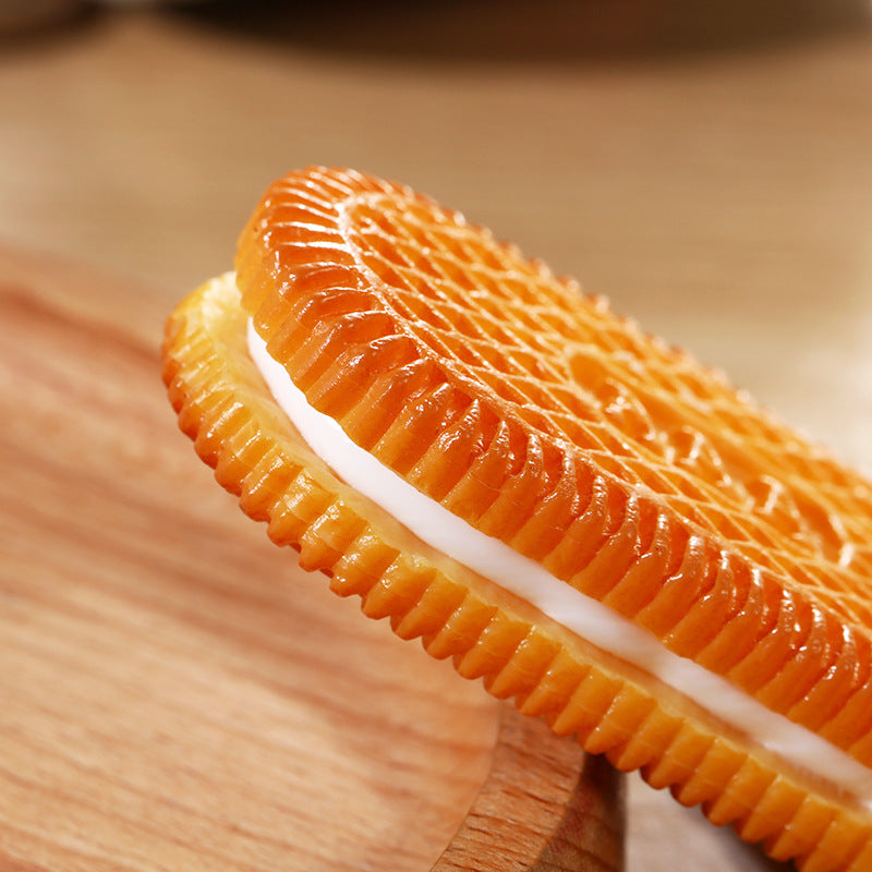 Wholesale Simulated Lace Cream Cake Keychain